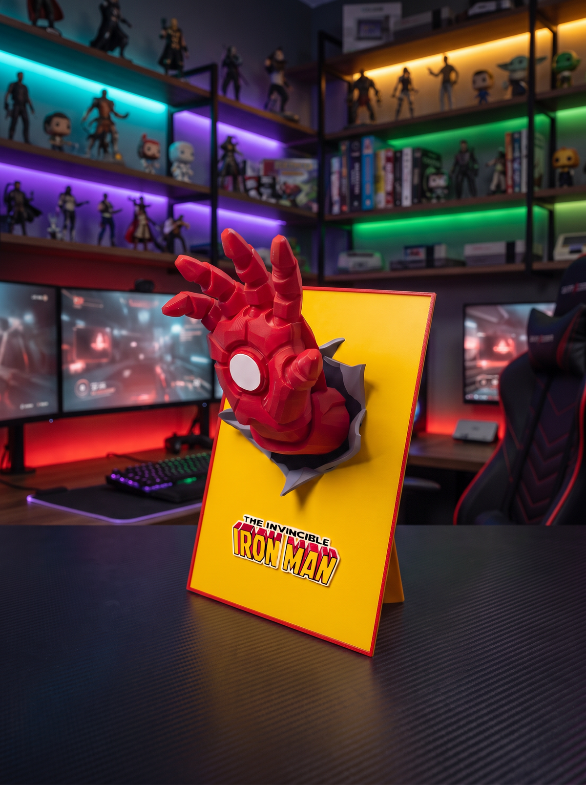 İron Man El Figür Poster